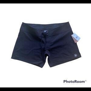 NWT-VOLCOM-WOMENS BLACK SHORTS
